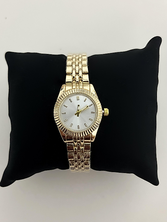 Gold İçi Beyaz Yuvarlak Saat