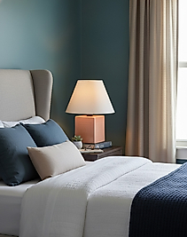 Küp Formunda Pembe Abajur  AB032