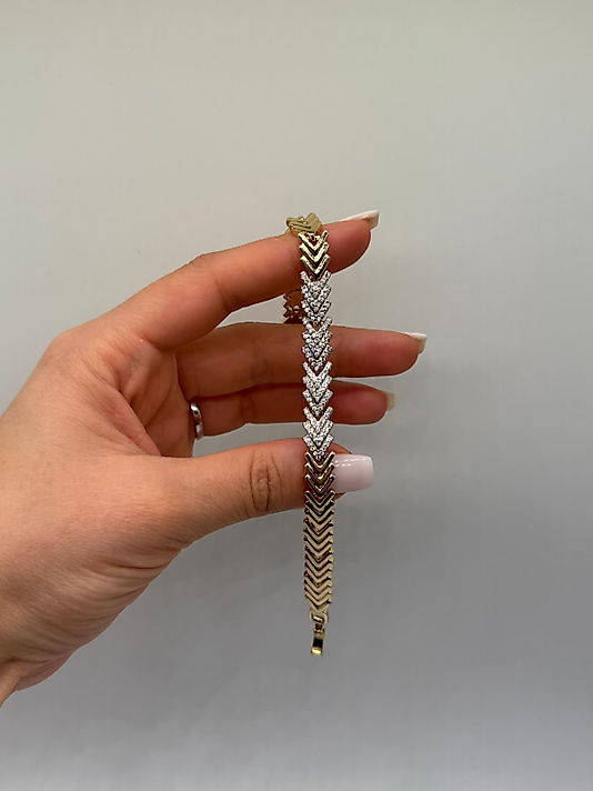 XUPİNG Zirkon Taşlı V Form VIP Çelik Bileklik – 14K Altın Renk