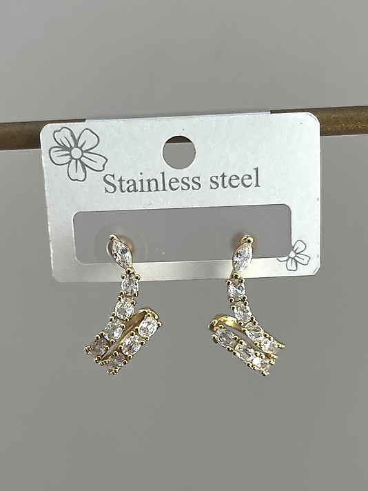 Çelik Tamamı Taş Detaylı Küpe