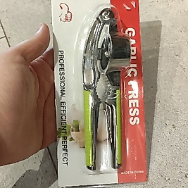 RENKLİ SARIMSAK EZİCİ