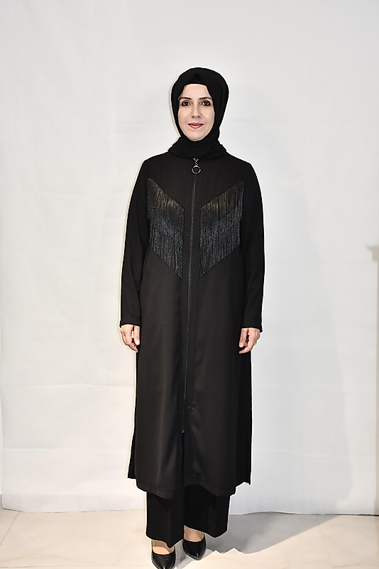 Püskül Detaylı Siyah Ceket