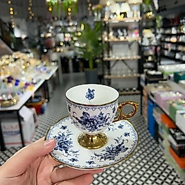 Mavi çiçekli ayaklı fincan takımı