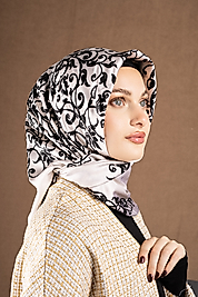 Varaklı Saten Eşarp