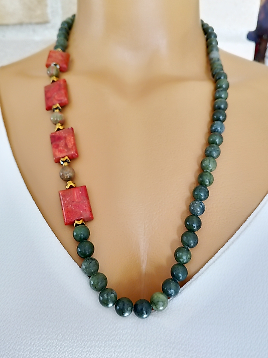 YEŞİM VE PAMUK MERCAN KOLYE