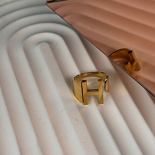 HARFLİ AYARLANABİLİR GOLD RENK ÇELİK YÜZÜK H HARFİ