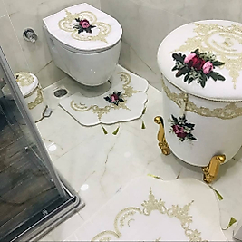 Krem rengi gold detayli, çiçek süslemeli kirli sepet,çöp kovasi,deterjan kutusu,havluluk,el yapımı paspas seti.