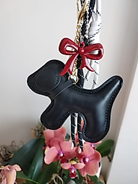 Siyah Köpek Kırmızı Kurdelalı Çanta Cahrm