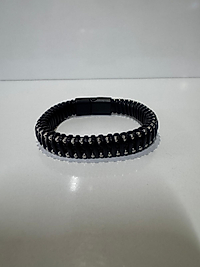 Örgü Detaylı Deri Ve Boncuklu Mıknatıslı Bileklik