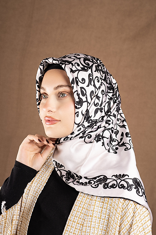 Varaklı Saten Eşarp