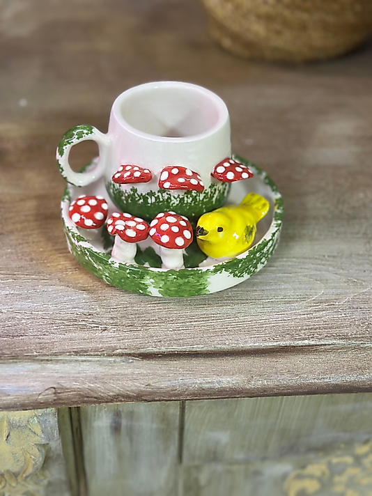 Mantar ve Kuş Temalı Kahve Fincanı