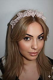 Krem Renk Taş Detaylı Taç