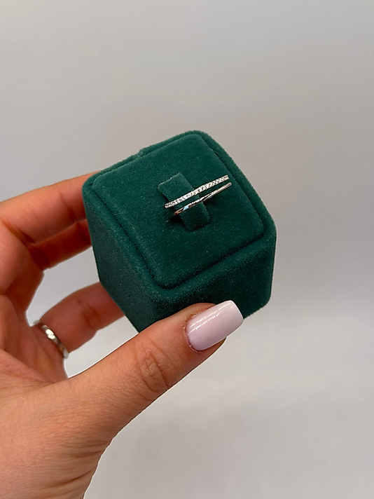 Xuping Çift Sıra İnce Taşlı Yüzük