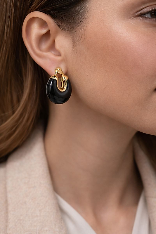 Siyah Detaylı Kalın Halka VIP Çelik Küpe – 14K Altın Renk