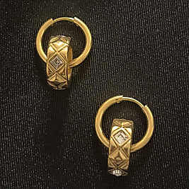 Guess Model Gold Çelik Küpe