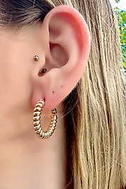 Xuping Vip Seri Spiral Sarma Model Gold Renk Çelik Halka Küpe (2,5 cm)