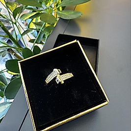 Xupıng zirkon yüzük