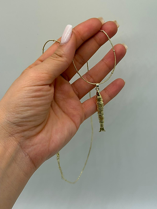 Xuping VIP Çelik Balık Figürlü Minimal Kolye – 14K Altın Renk