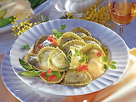 Mozarella ve Domatesli Tortelli