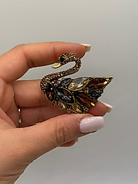 Zirkon Taşlı Çok Renkli Kuğu Figürlü Broş