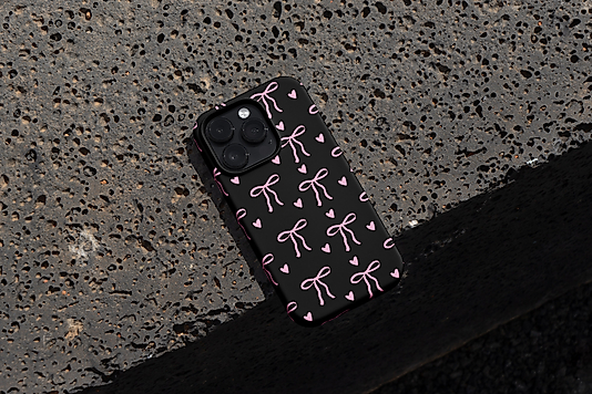 iPhone Özel Tasarım Lansman Telefon Kılıfı – Renkli ve Şık Koruma