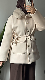 Kürk Detaylı Ekru Kaban