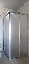 80cm x 80cm Parlak Profil Köşede Girişli Mika Duşakabin