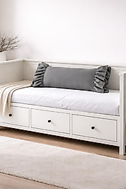 Fırfırlı Gri Uzun 40x100 Kırlent Yastık (İÇİ DOLGULU)