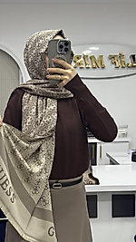 GUESS ÇİFT TARAFLI ŞAL