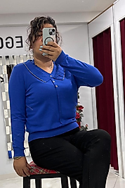 Şerit Detaylı Saks Geniş Yakalı Triko