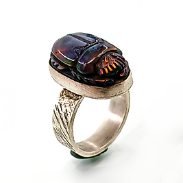 BLACK OPAL (LAB) SCARAB CARVİNG YÜZÜK