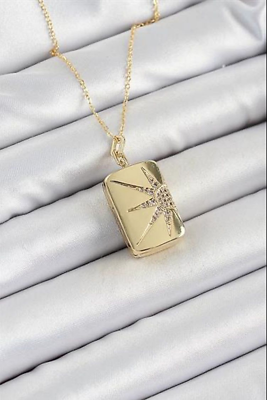 Özel Seri Zirkon Taşlı Dikdörtgen Üzeri Kuzey Yıldız Detaylı Madalyon Kolye (56 Cm)