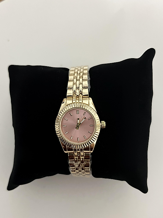 Gold İçi Pembe Yuvarlak Saat