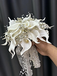 Taş ve inci detaylı lüks ıslak gala buketi