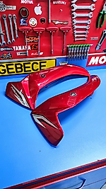 YAMAHA CRYPTON C8 DIŞ DİZLİK KIRMIZI TAKIM ORJ 2011-2013