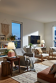 Dekoratif Kare PrizmaPembe Geçişli Abajur AB038