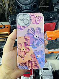 iPhone 15 Plus Çiçek Desenli Taş Detaylı Lens Korumalı Telefon Kılıfı