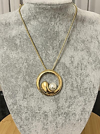 İnci detaylı Tasarım Kolye