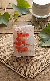 Kalp Detaylı Şeffaf El Yapımı Dekoratif Kokulu Sabun