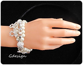 Rhinestone,  boho chic bracelet. Magnet closure