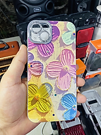 iPhone 15 Plus Çiçek Desenli Taş Detaylı Lens Korumalı Telefon Kılıfı