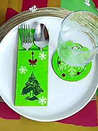 Yılbaşı Sofrası ( Dekoratif Keçe Kaşıklık, Çatallık, Bardak altlıklı) Çam Ağacı 2li set