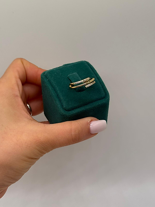 Xuping Çift Sıra Taşlı Gold Yüzük