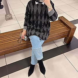 ZİNCİR DETAYLI JEANS