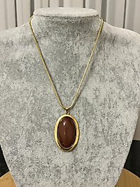 Kahverengi taşlı Kolye