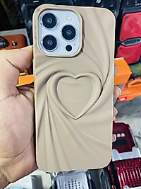 iPhone 13 Pro Max Kalpli Kabartmalı Silikon Telefon Kılıfı