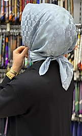 Armine Pamuk/İpek Eşarp