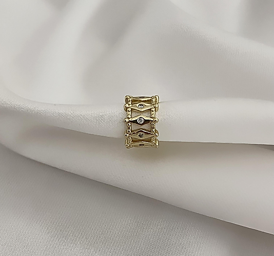 Gold Taşlı Ear Cuff