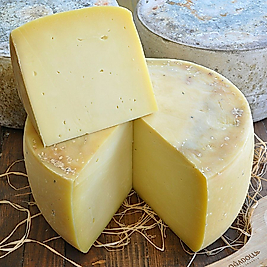 Kars Hakiki Eski Kaşar Peyniri 1 Kg ESKİ KAŞAR