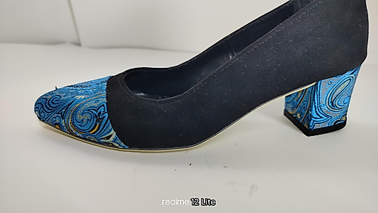 Saten kumaş detaylı süet ayakkabı